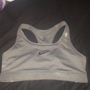 Sports bra